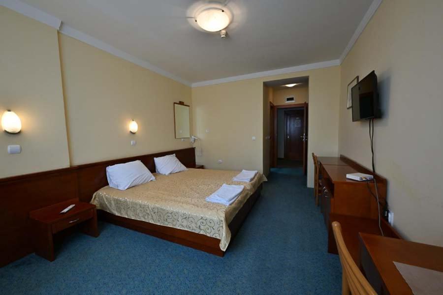 Hotel Norcev Grgetek Esterno foto