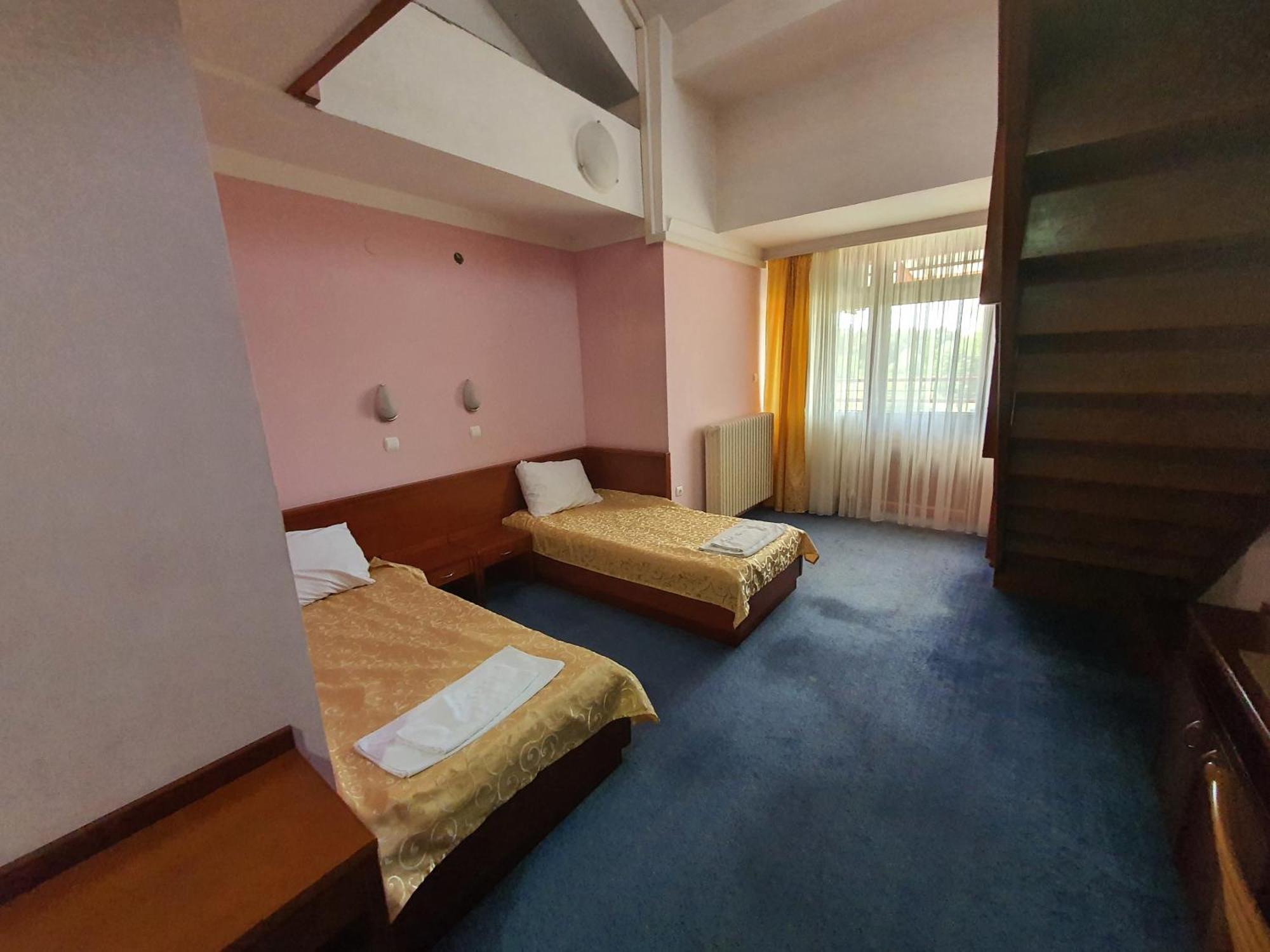 Hotel Norcev Grgetek Esterno foto