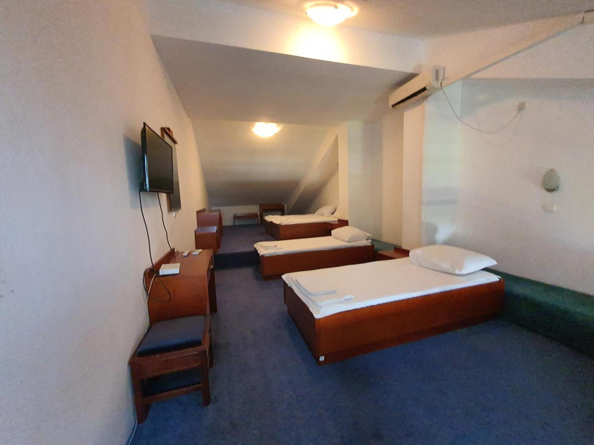 Hotel Norcev Grgetek Esterno foto