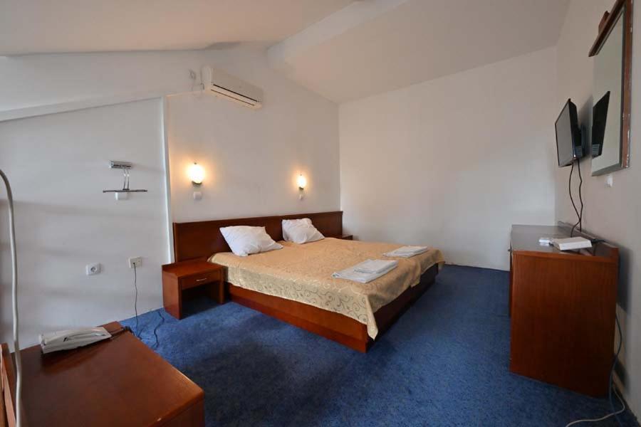 Hotel Norcev Grgetek Esterno foto