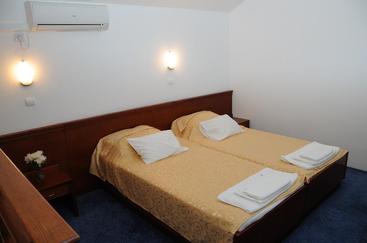 Hotel Norcev Grgetek Esterno foto